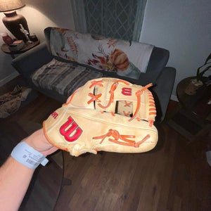 2023 Wilson A2000 RH Infield Baseball Glove 11.5" (Used)