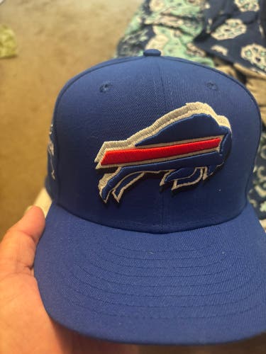 Buffalo Bills 2024 draft hat. Size 7 5/8