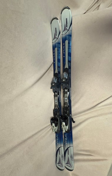 All Mountain 148 cm Atomic T Plus Skis With Bindings (Used)