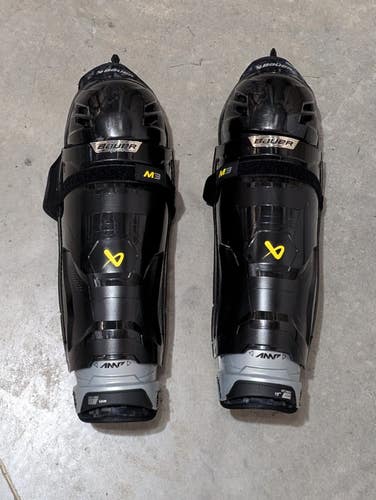 Senior Bauer Supreme M3 17" Shin Guards (Used)