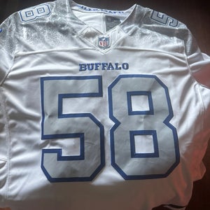Buffalo Bills-Matt Milano
White XL Men's Nike IIHF PRO STOCK Jersey (New)
