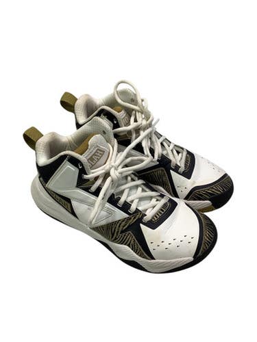 Used Basketball Shoes Y White Junior 04.5 11347-S000257759
