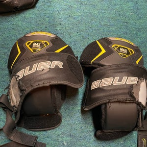 Bauer Supreme senior knee pads