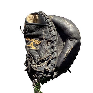 Used Mizuno POWER CLOSE BB/SB Catchers LH Throw Black 31 1/2" 11479-S000407108