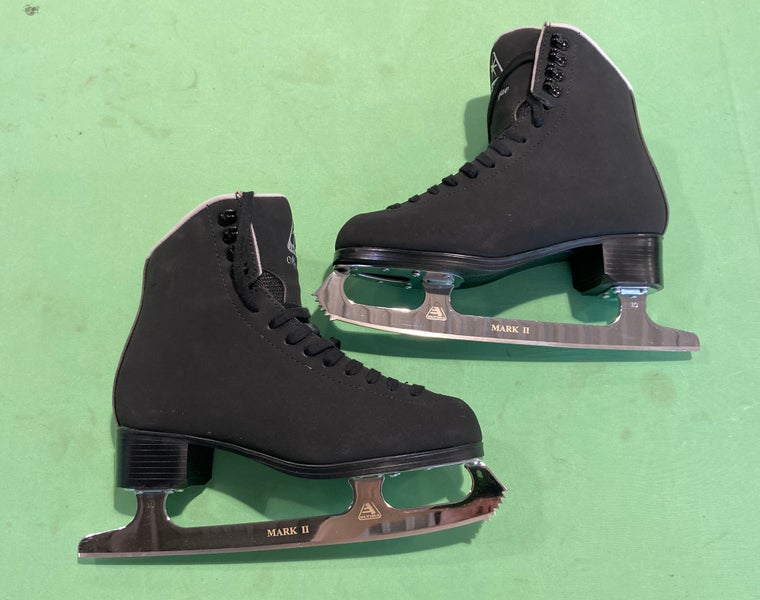 NEW  Black Jackson Ultima Mystique Figure Skates Size 5.5