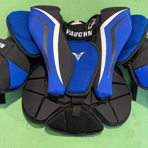 Used Junior SM/MD Vaughn Velocity V6 800 Goalie Chest Protector
