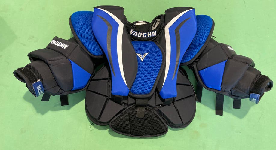 Junior Small / Medium Vaughn Velocity V6 800 Goalie Chest Protector (Used)
