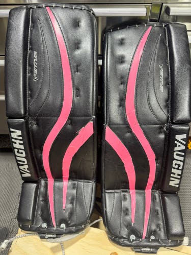 26" Vaughn Ventus LT88 Goalie Leg Pads Pro Stock (Used)
