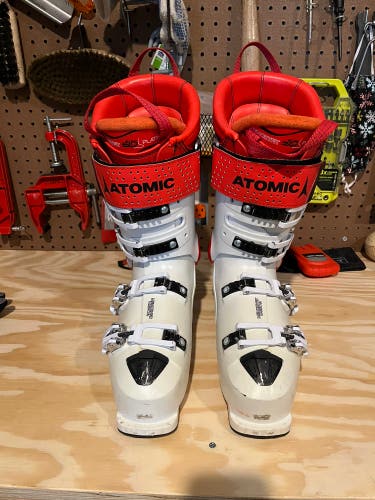 Atomic Hawx 130 Ultra