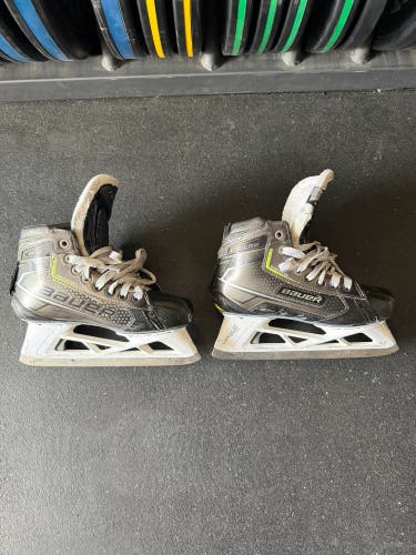 2024 Bauer Elite Hockey Goalie Skates Regular Width Size 4.5 (Used)