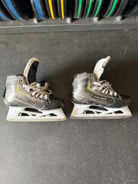 2024 Bauer Elite Hockey Goalie Skates Regular Width Size 4.5 (Used)