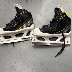 CCM Tacks 6092 Hockey Goalie Skates Size 1.5 (Used)