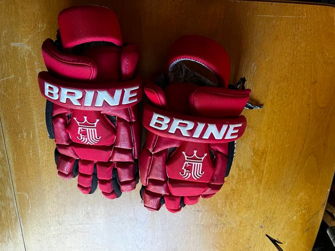 Brine Lacrosse Gloves