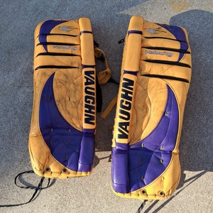 2005 33" Vaughn Velocity V2 Goalie Leg Pads Pro Stock (Used)