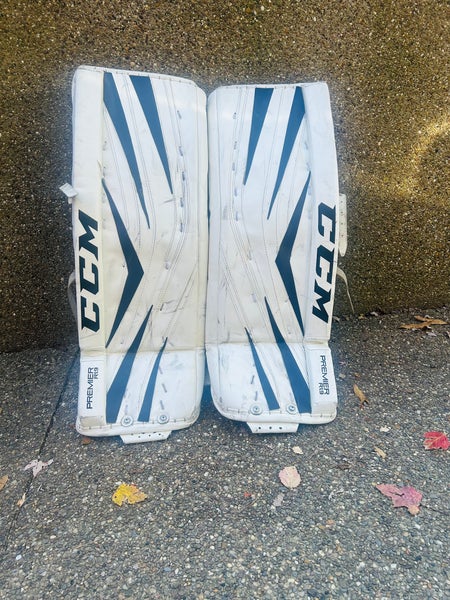 31" CCM Premier R1.9 Goalie Leg Pads (Used)