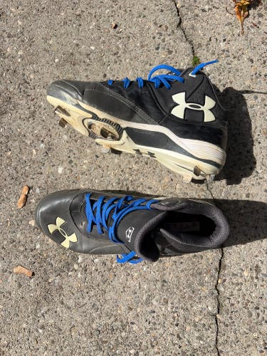 Black Men's Size M 9.5 (W 10.5) Adult Under Armour Metal Cleats (Used)