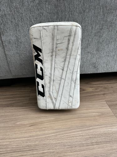 CCM Extreme Flex II 860 Regular (Used)
