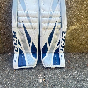 34" CCM Eflex 4.5 Goalie Leg Pads (Used)