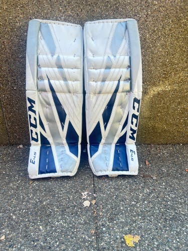 34" CCM Eflex 4.5 Goalie Leg Pads (Used)