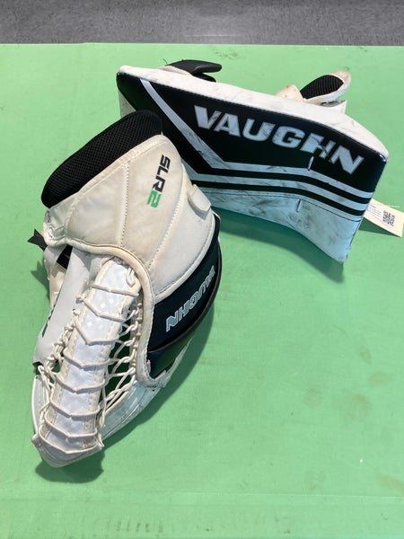 Youth Vaughn SLR2 Goalie Gloves & Blockers Regular (Used)