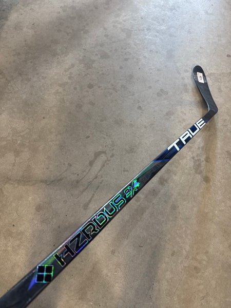 P28 55 Flex Senior True Hzrdus Left Handed Hockey Stick Pro Stock NHL (New)