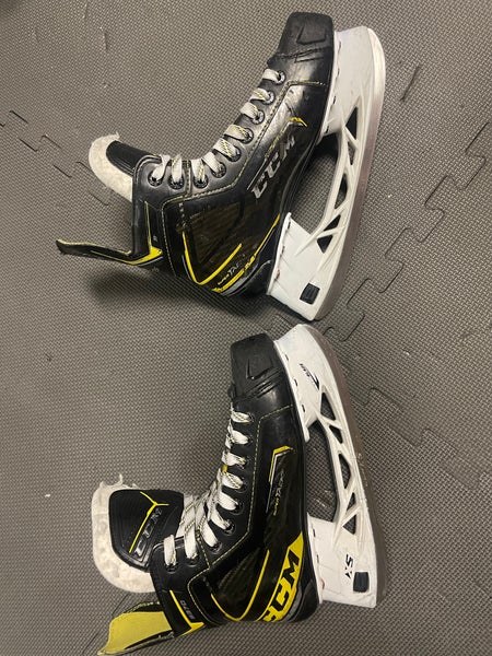 Used CCM Regular Width Size 5 Super Tacks 9370 Hockey Skates