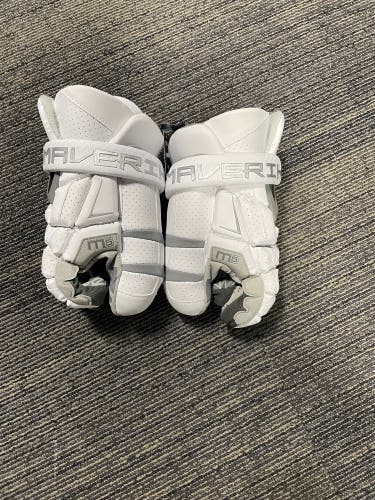 Maverik M6 Goalie Gloves (New)