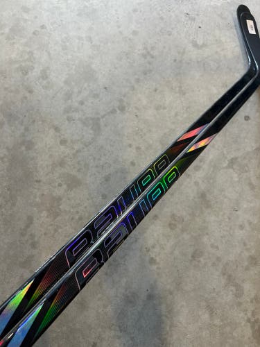 2 PACK P92M 77 Flex Senior Bauer Nexus Tracer Left Hand Hockey Stick Pro Stock (New)