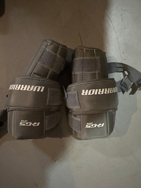 (Used)warrior knee pads basically new