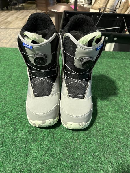 Kid's Burton Zipline Boa Snowboard Boots (Used) | Size: 6K