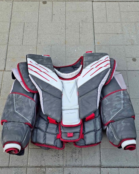 Medium Bauer Hyperlite Goalie Chest Protector