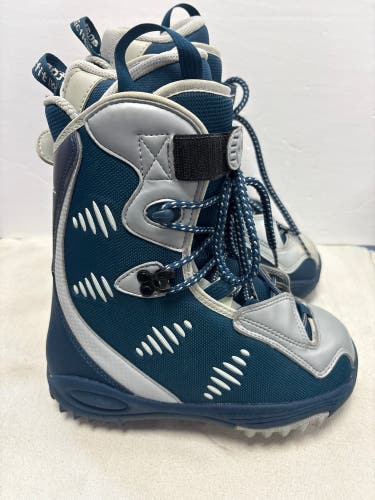 Women's Size M 5.0 (W 6.0) Salomon Snowboard Boots All Mountain (Used)