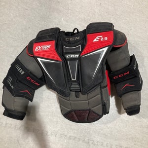 Intermediate Large CCM Extreme Flex Shield E2.9 Goalie Chest Protector