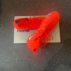 Orange Unisex Size M 9.5 (W 10.5) Nike Phantom Luna Elite Turf Cleats Cleats (New)
