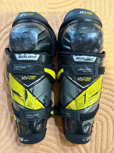 Bauer Supreme UltraSonic Shin Pads 10" (Used)