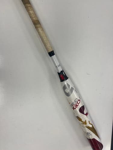 DeMarini Bat (-10) 22 oz 32" (Used)