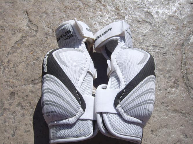 Lightly used Bauer NEXUS 400 Hockey Elbow Pads sz Senior Medium