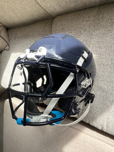 Large Adult Schutt F7 Helmet (Used)