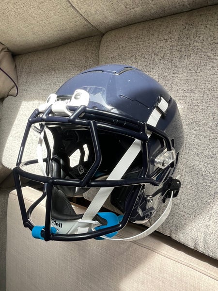 Large Adult Schutt F7 Helmet (Used)