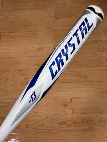 White 2022 Easton Crystal Alloy Bat (-13) Alloy 18 oz 31" (Used)
