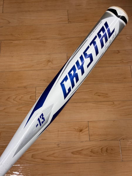 White 2022 Easton Crystal Alloy Bat (-13) Alloy 18 oz 31" (Used)