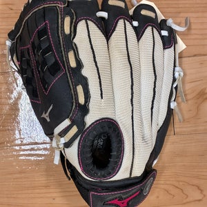 Mizuno Finch LH Softball Glove 11.5" (Used)