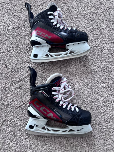 CCM JetSpeed FT 680 Hockey Skates Size 5 (Used)