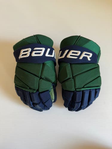 Used Senior Bauer Vapor Pro Team Pro Stock Size 14" Gloves Green/Navy