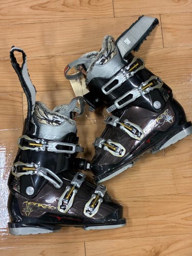 Nordica Hot Rod 90 W Women’s Ski Boots – Size 24.5 (285mm BSL)
