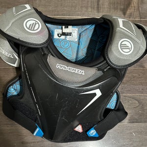 Small Youth Maverik Charger Shoulder Pads (Used)