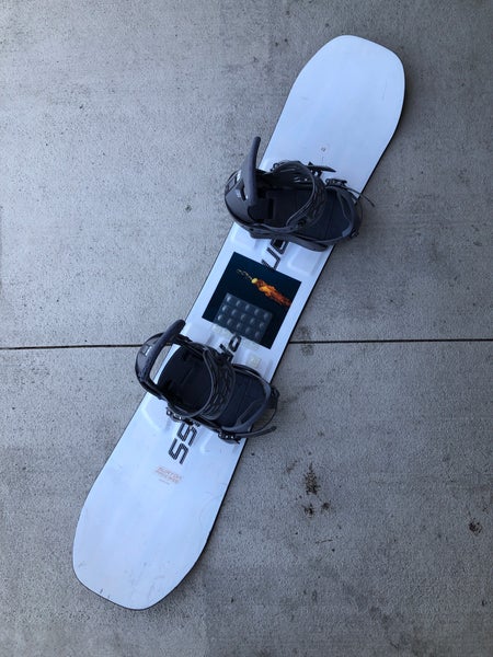 2022 Kid's 138cm Burton Process Snowboard | Burton Freestyle Bindings (Used)