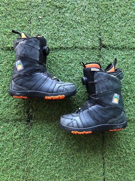 Kid's 4Y (Big Kids / Youth) Flow Micron Snowboard Boots (Used)