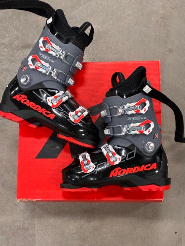 Nordica Speedmachine J4 Ski Boots - Size 23.5 (275mm BSL)