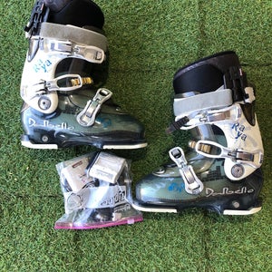 Women's Dalbello Raya Ski Boots - Mondo 23.5 | 277mm (Used)